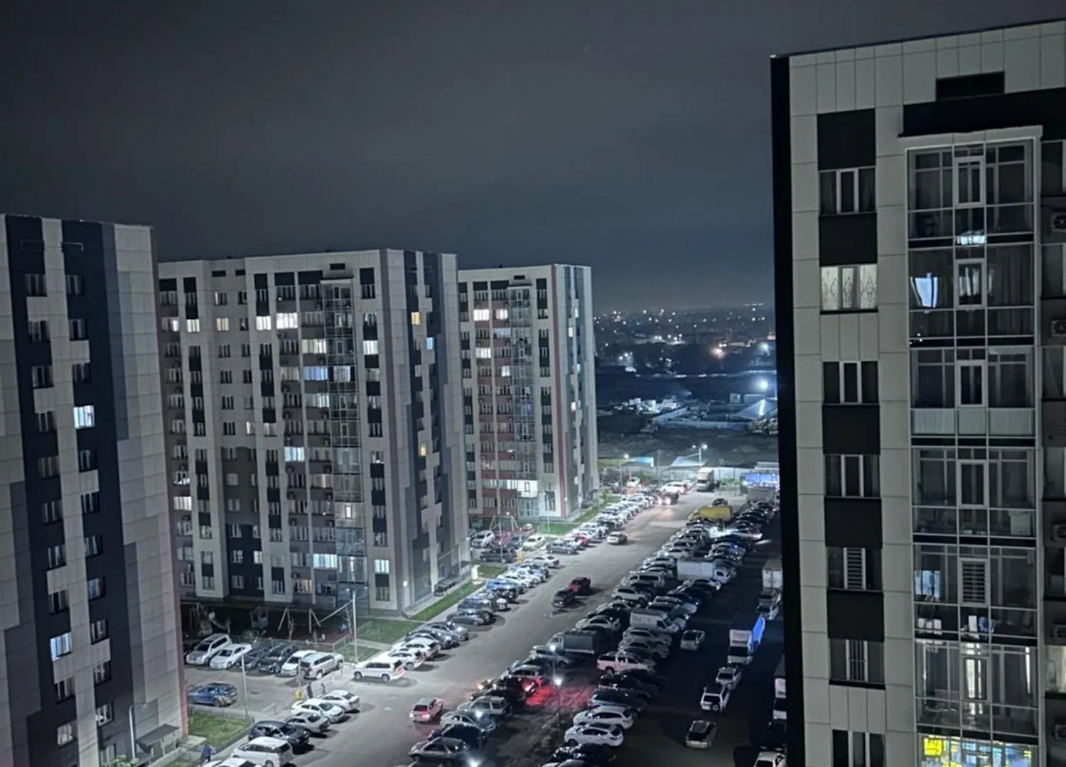 2-Х Комнатная Квартира Almaty Apartment